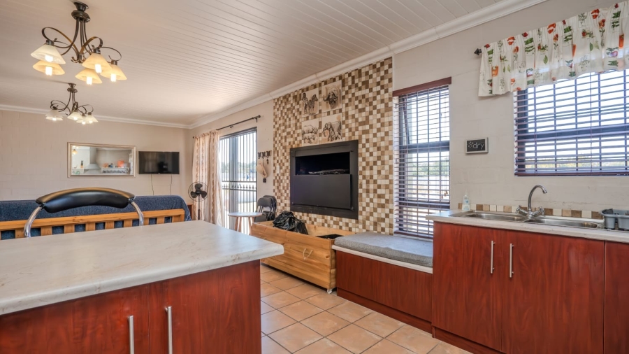 3 Bedroom Property for Sale in Country Club Western Cape